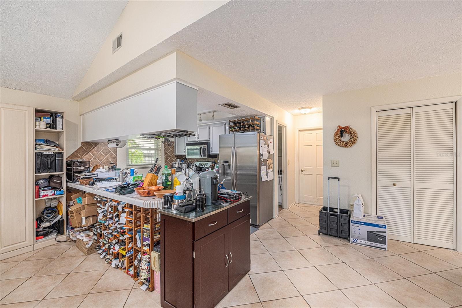 Listing photo id 16 for 12903 Cedar Ridge Drive