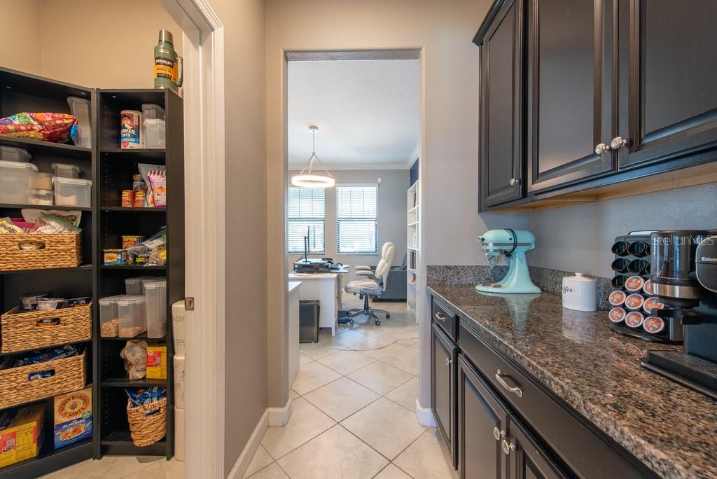 Listing photo id 11 for 13639 Ashlar Slate Place