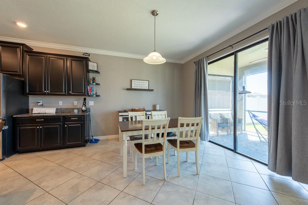 Listing photo id 12 for 13639 Ashlar Slate Place