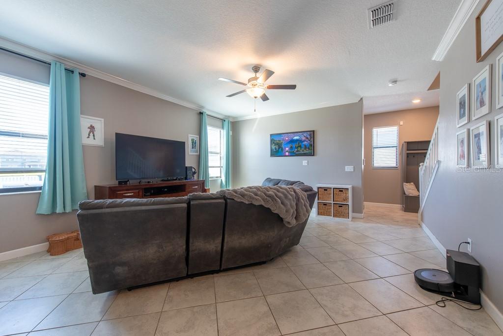 Listing photo id 3 for 13639 Ashlar Slate Place