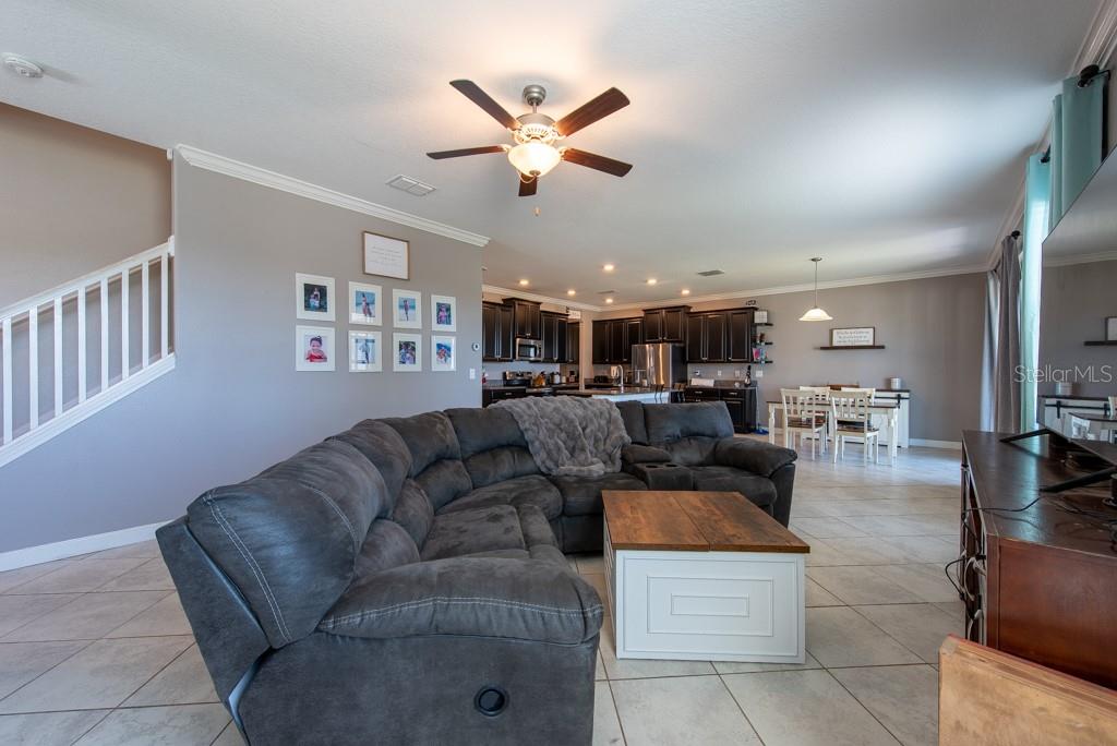 Listing photo id 5 for 13639 Ashlar Slate Place