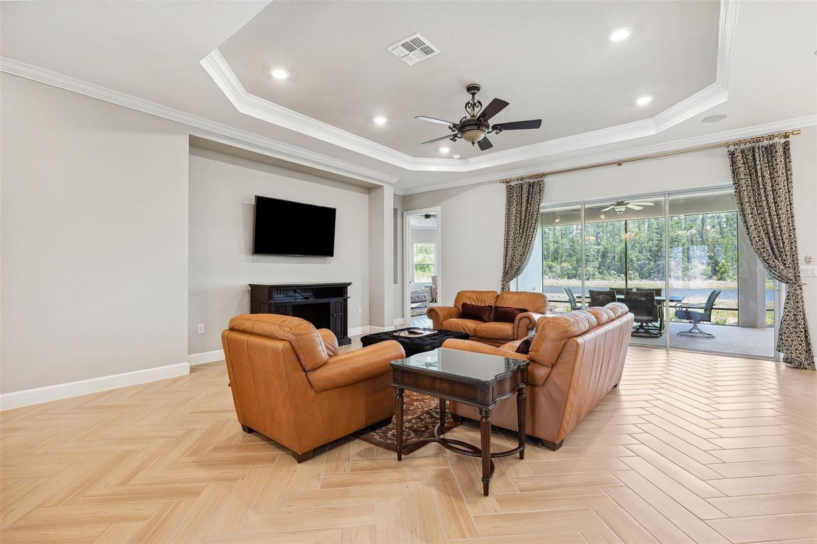 Image 13 of 73 For 29906 Radice Court