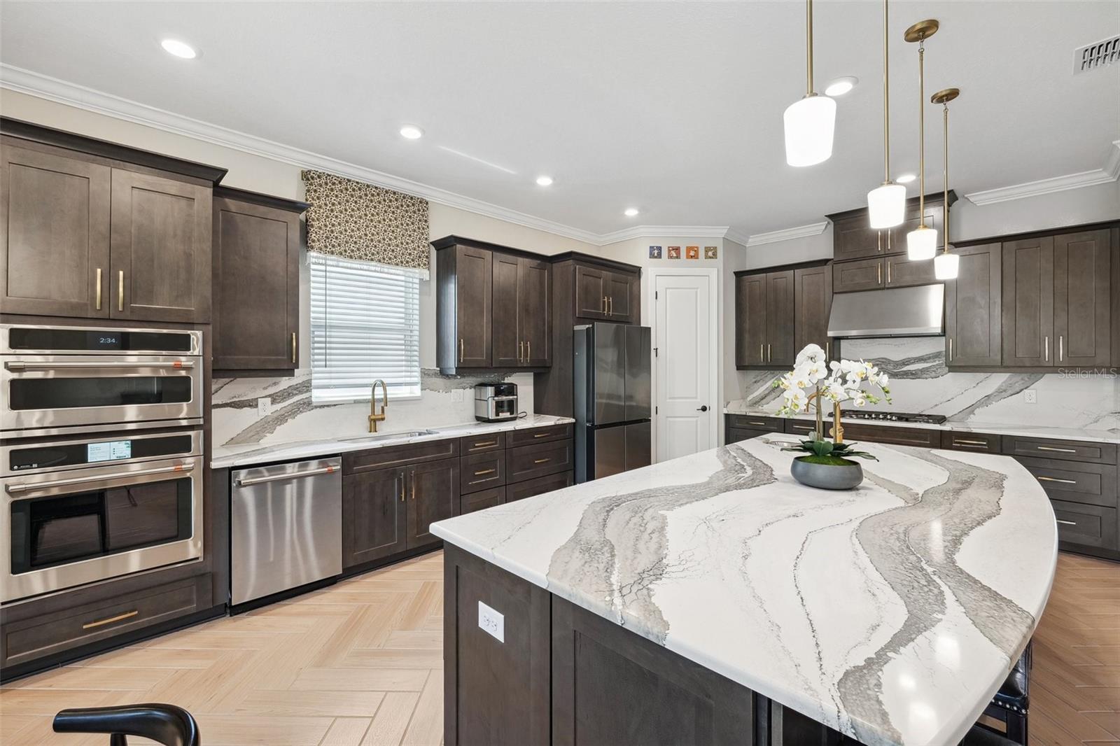 Image 25 of 73 For 29906 Radice Court
