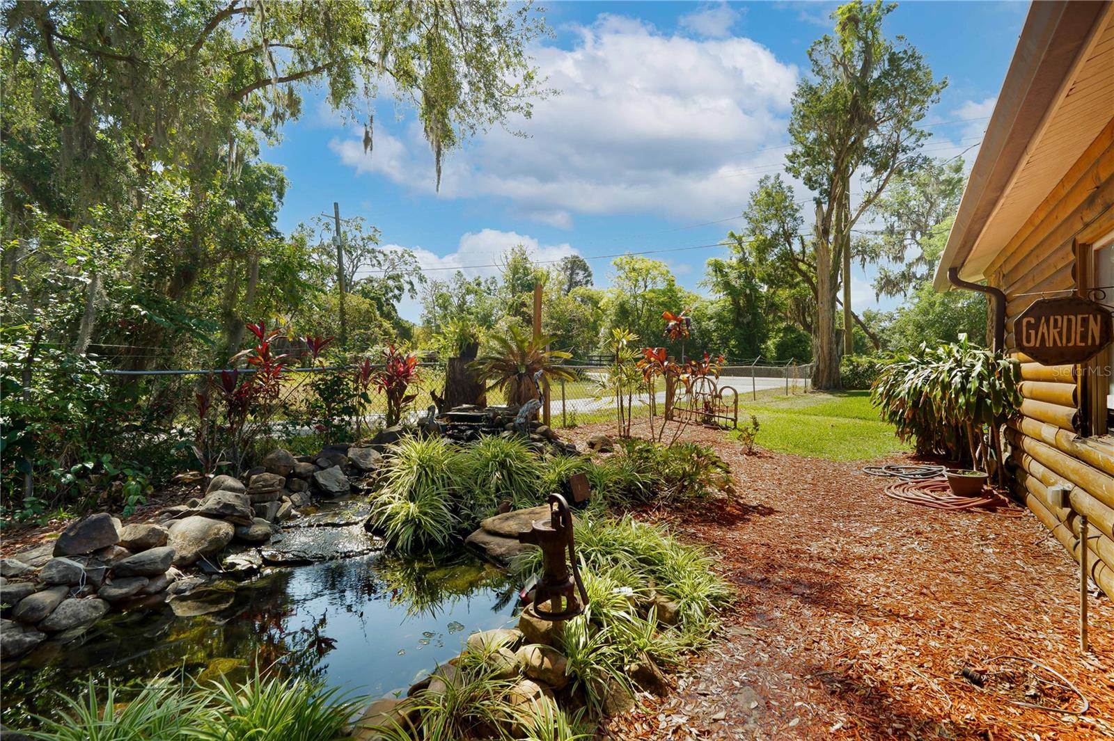 Image 14 of 55 For 4801 Lynn Oaks Circle