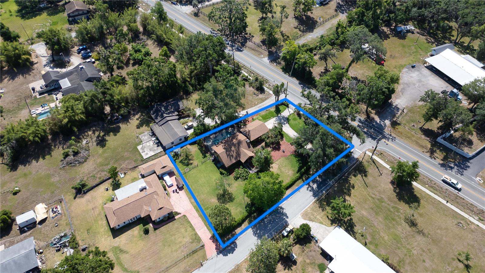 Image 3 of 55 For 4801 Lynn Oaks Circle