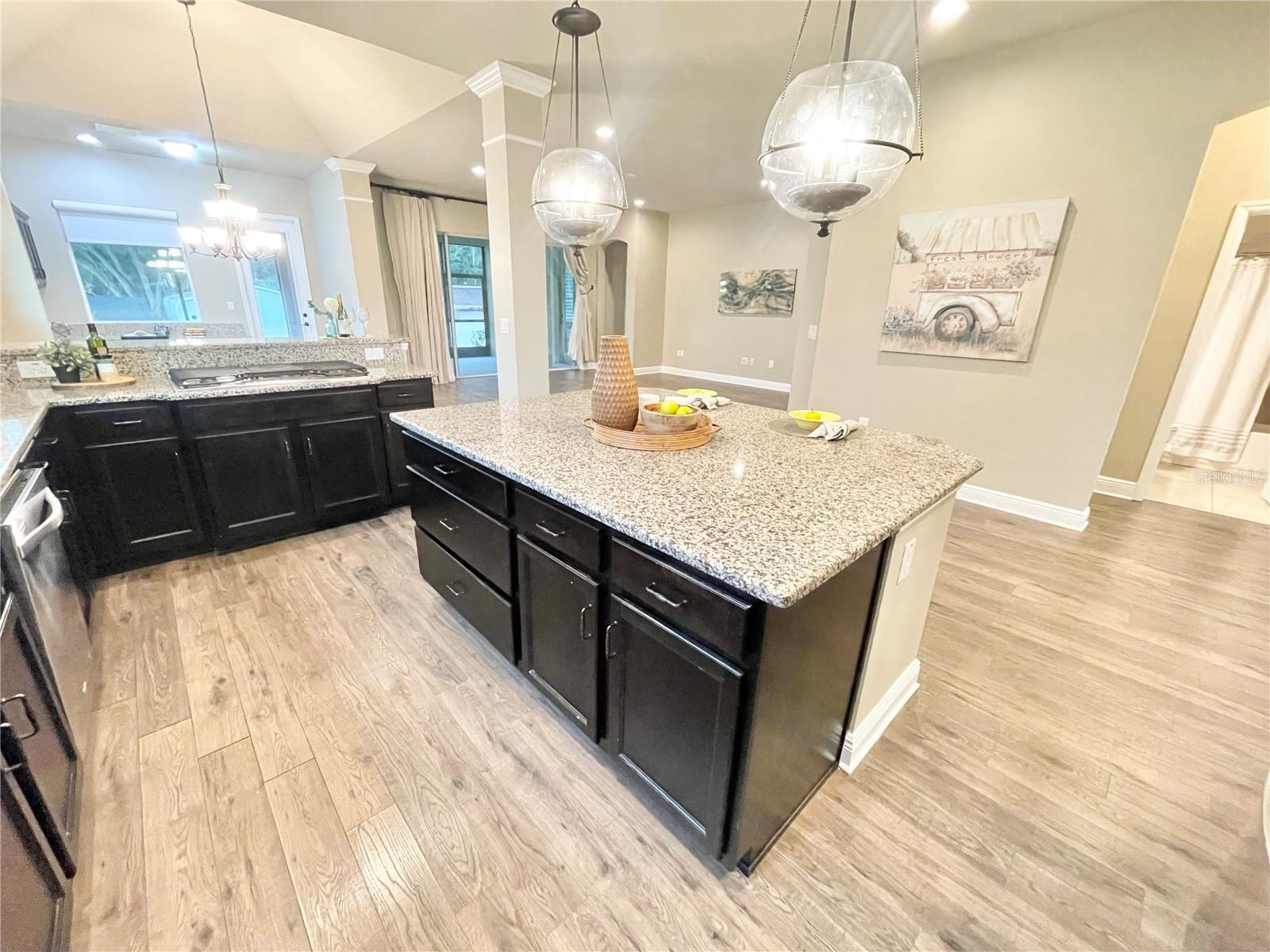 Image 33 of 45 For 1301 Cadence Court
