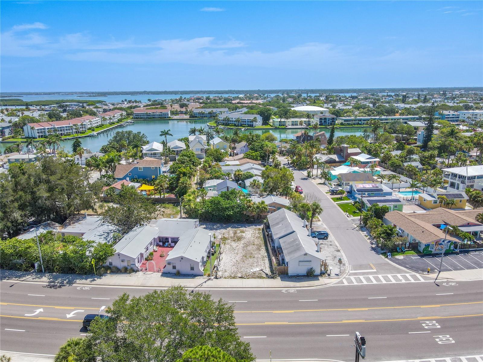 Image 3 of 21 For 12103 Gulf Boulevard