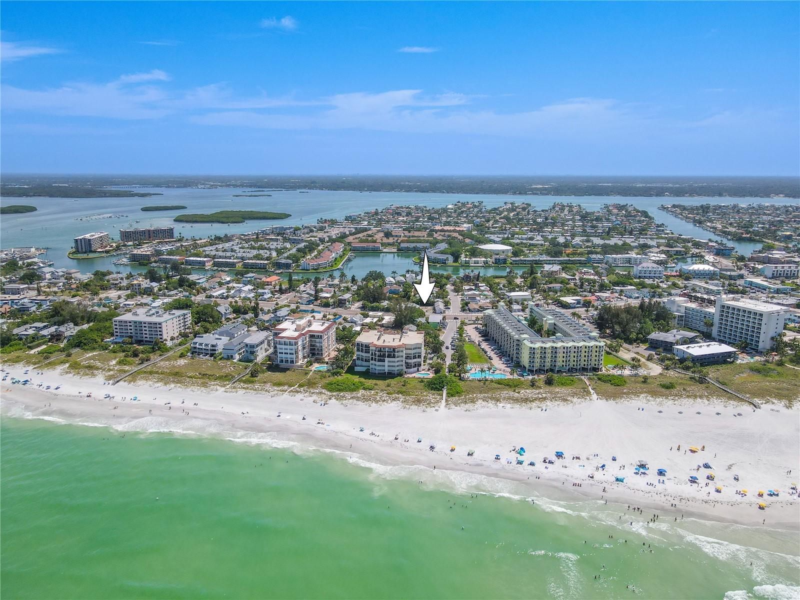 Image 7 of 21 For 12103 Gulf Boulevard