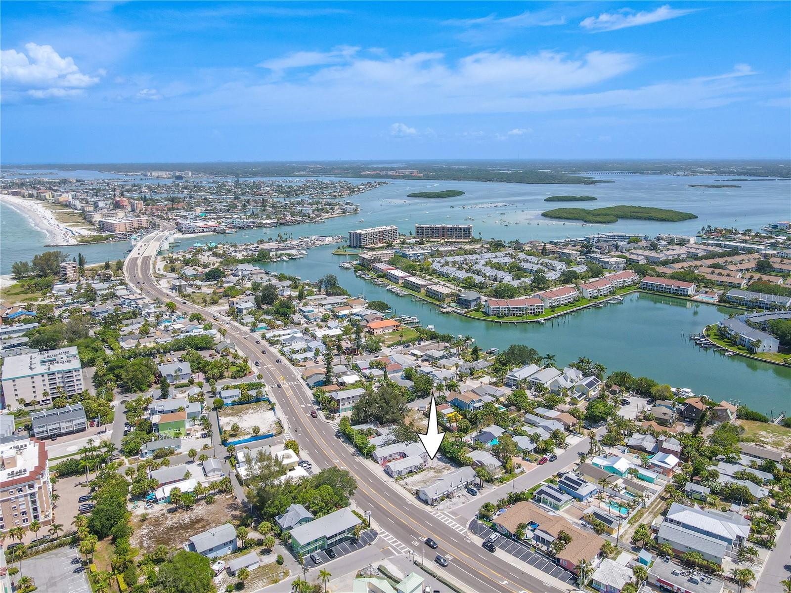 Image 9 of 21 For 12103 Gulf Boulevard