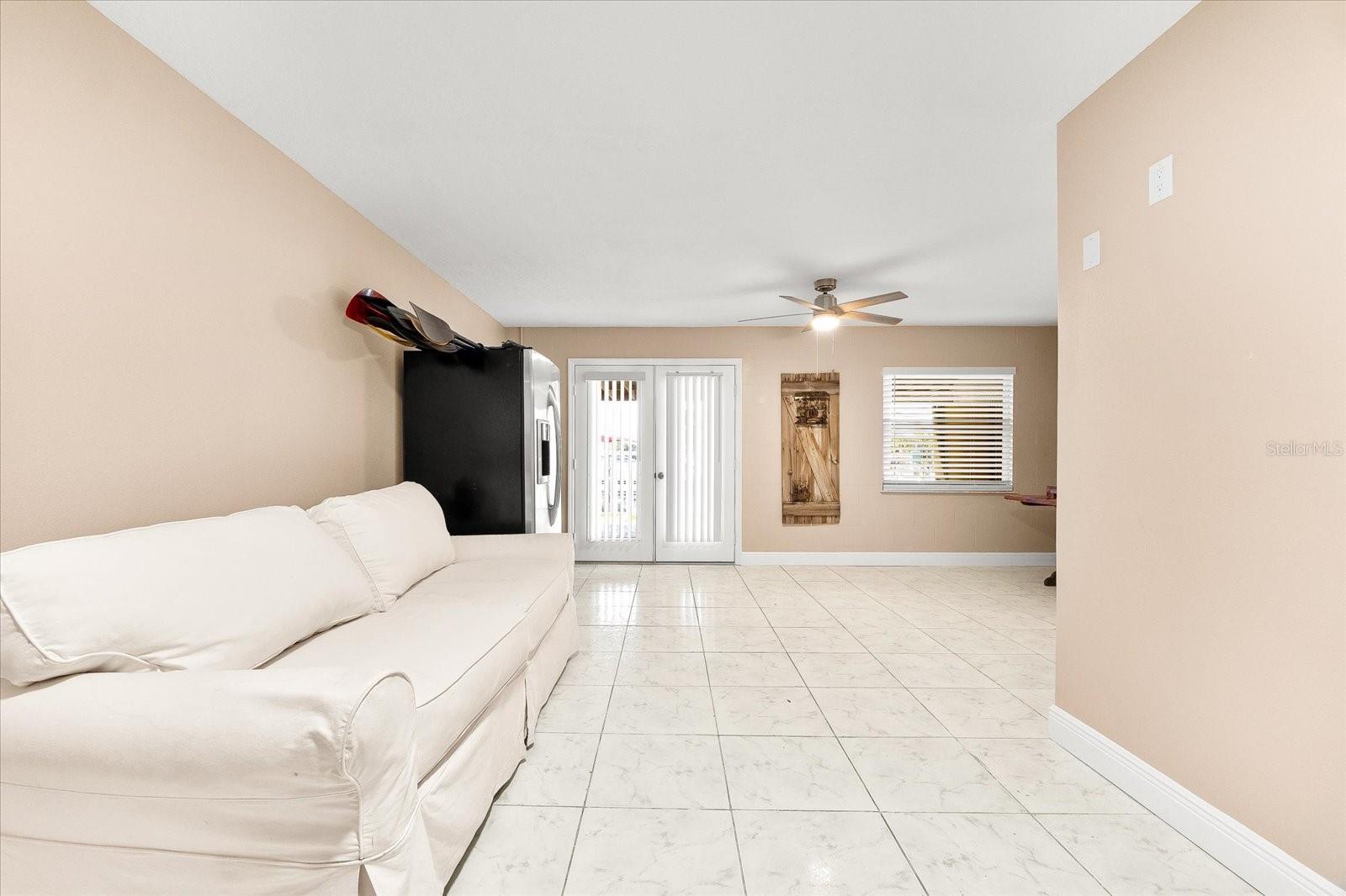 Image 41 of 64 For 3505 Seaway Drive
