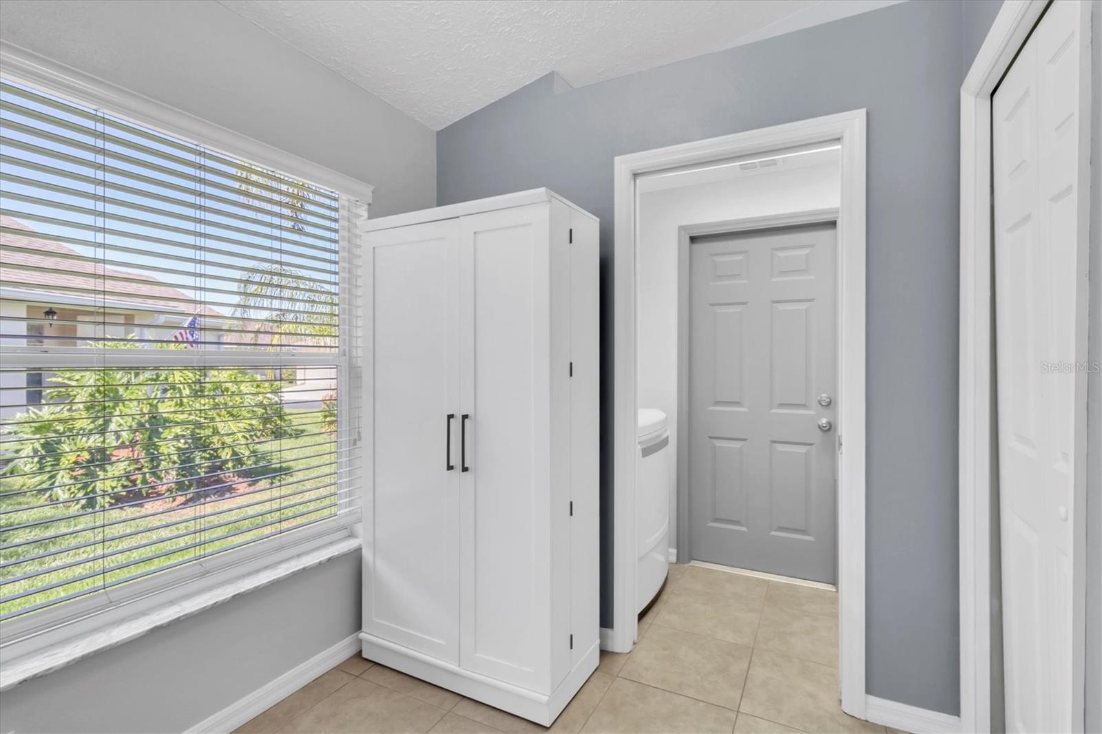 Image 13 of 37 For 7933 Floradora Drive