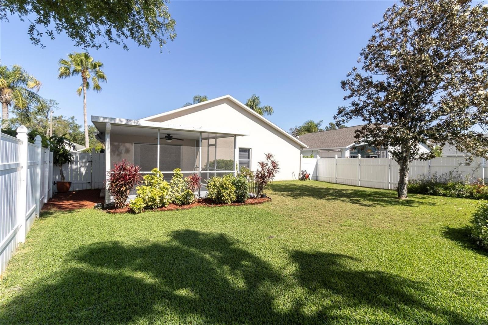 Image 16 of 37 For 7933 Floradora Drive