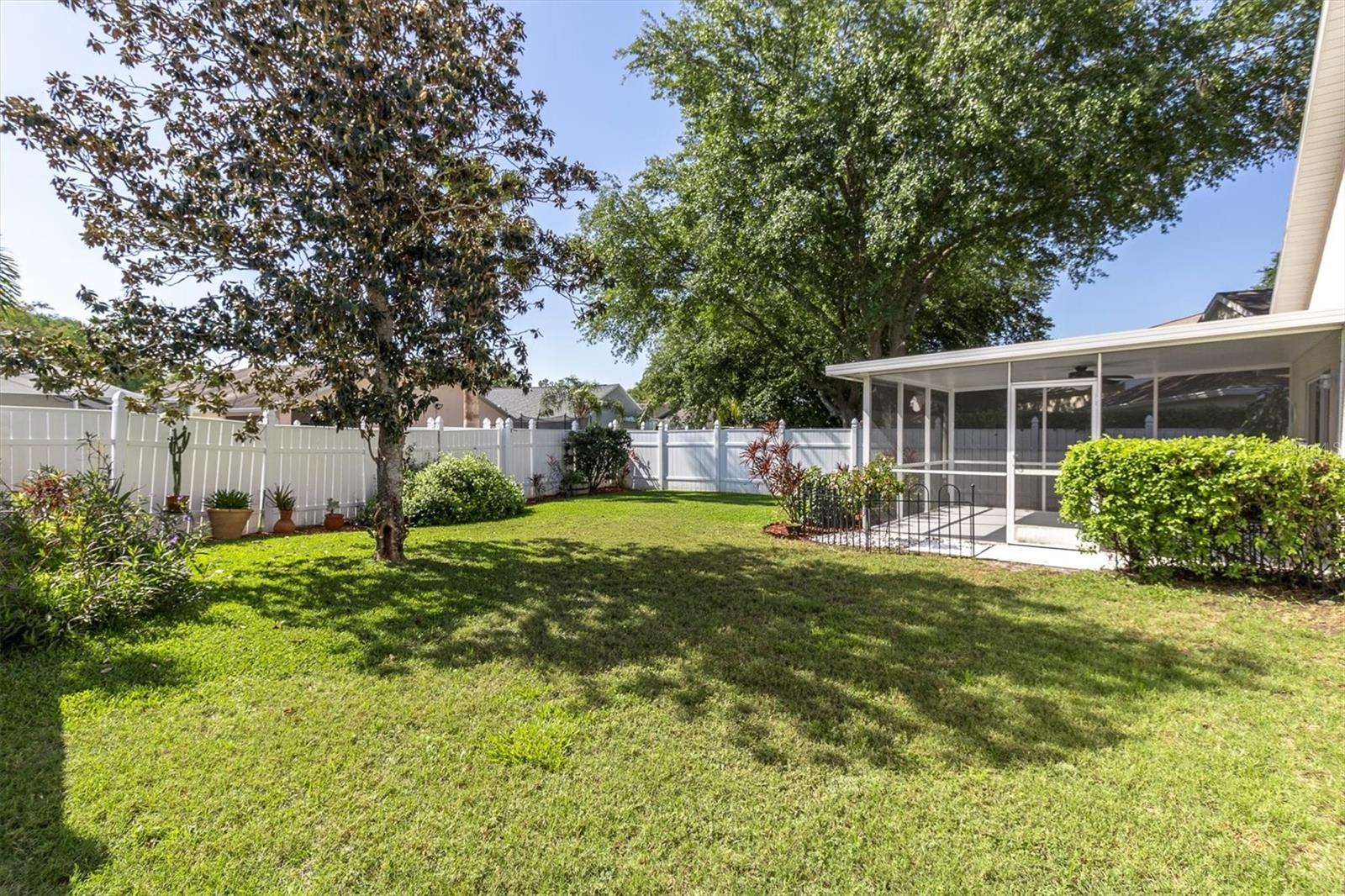 Image 18 of 37 For 7933 Floradora Drive
