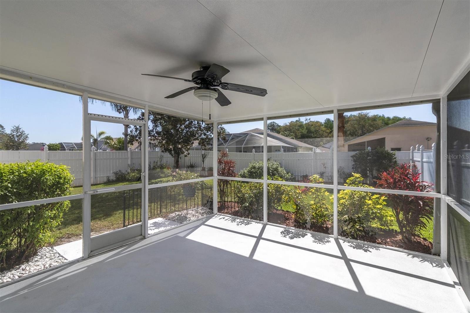 Image 19 of 37 For 7933 Floradora Drive