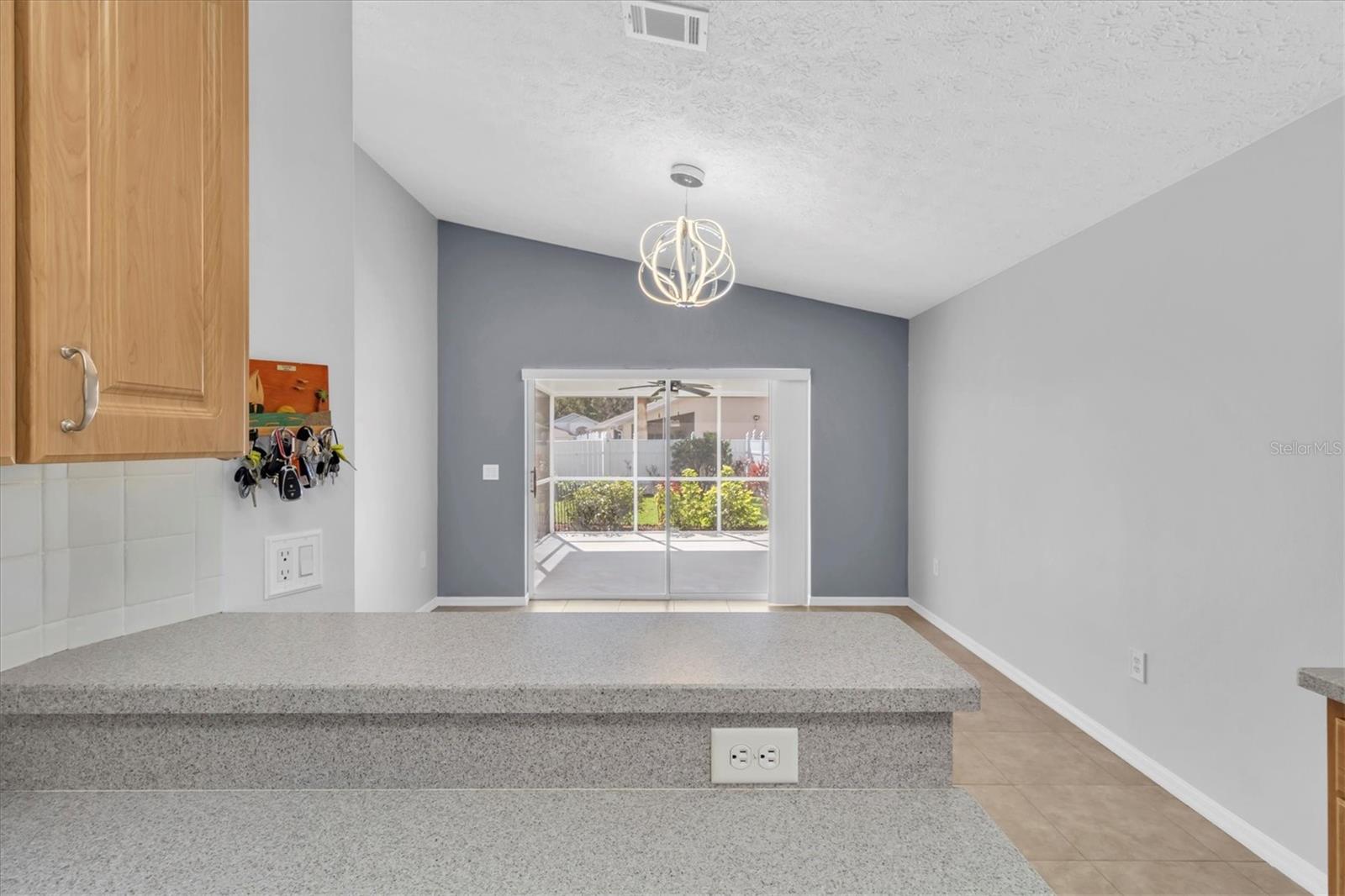 Image 27 of 37 For 7933 Floradora Drive