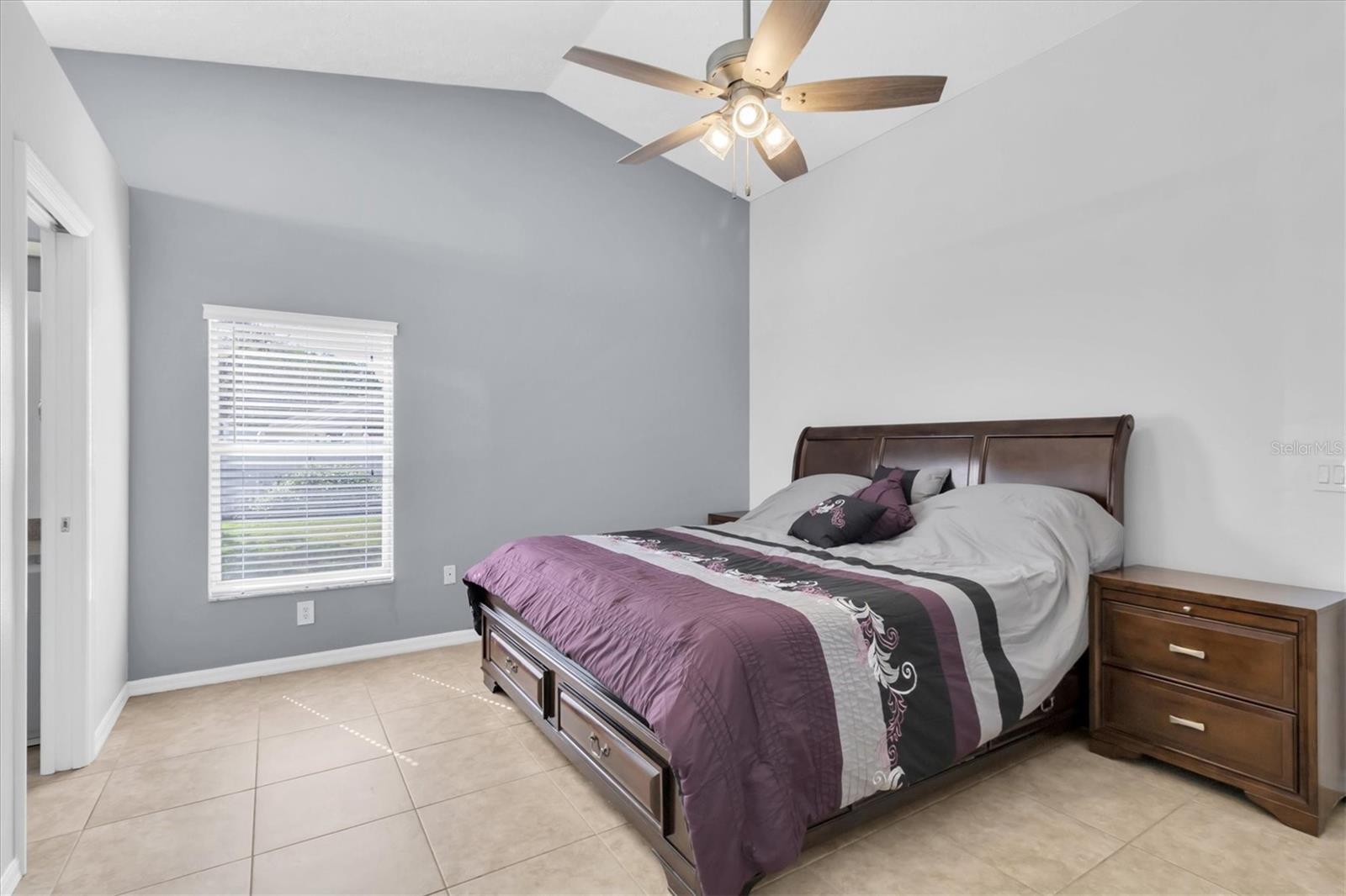 Image 7 of 37 For 7933 Floradora Drive