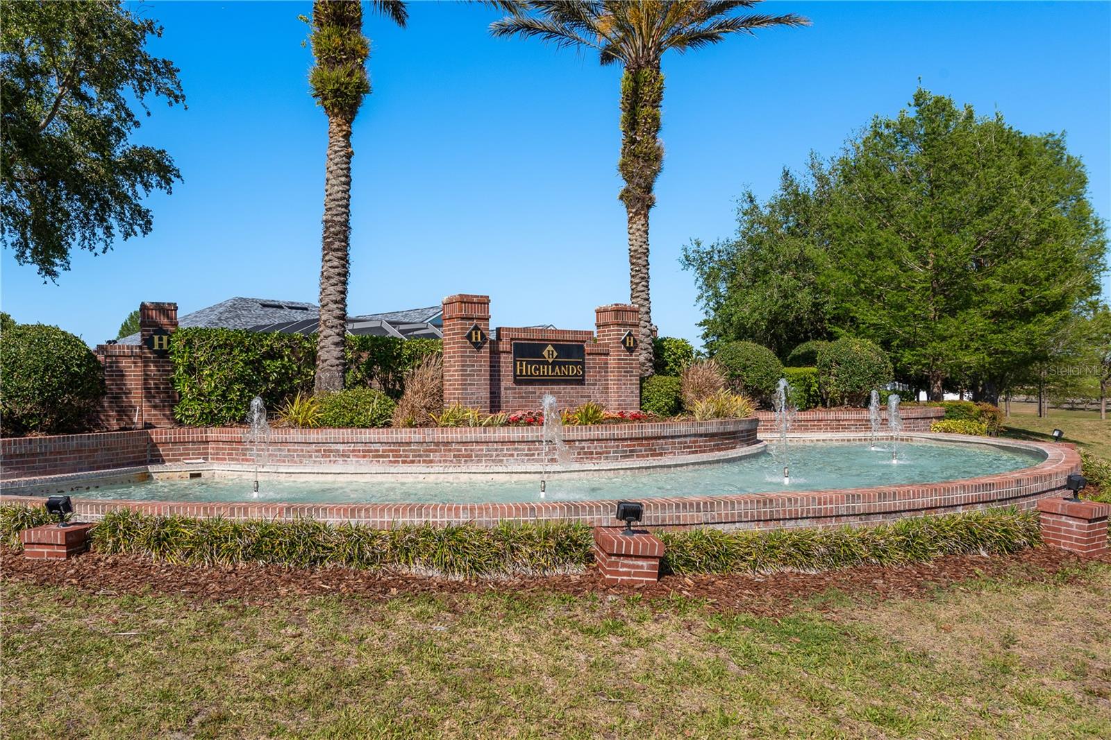 Listing photo id 34 for 14512 Balloch Drive