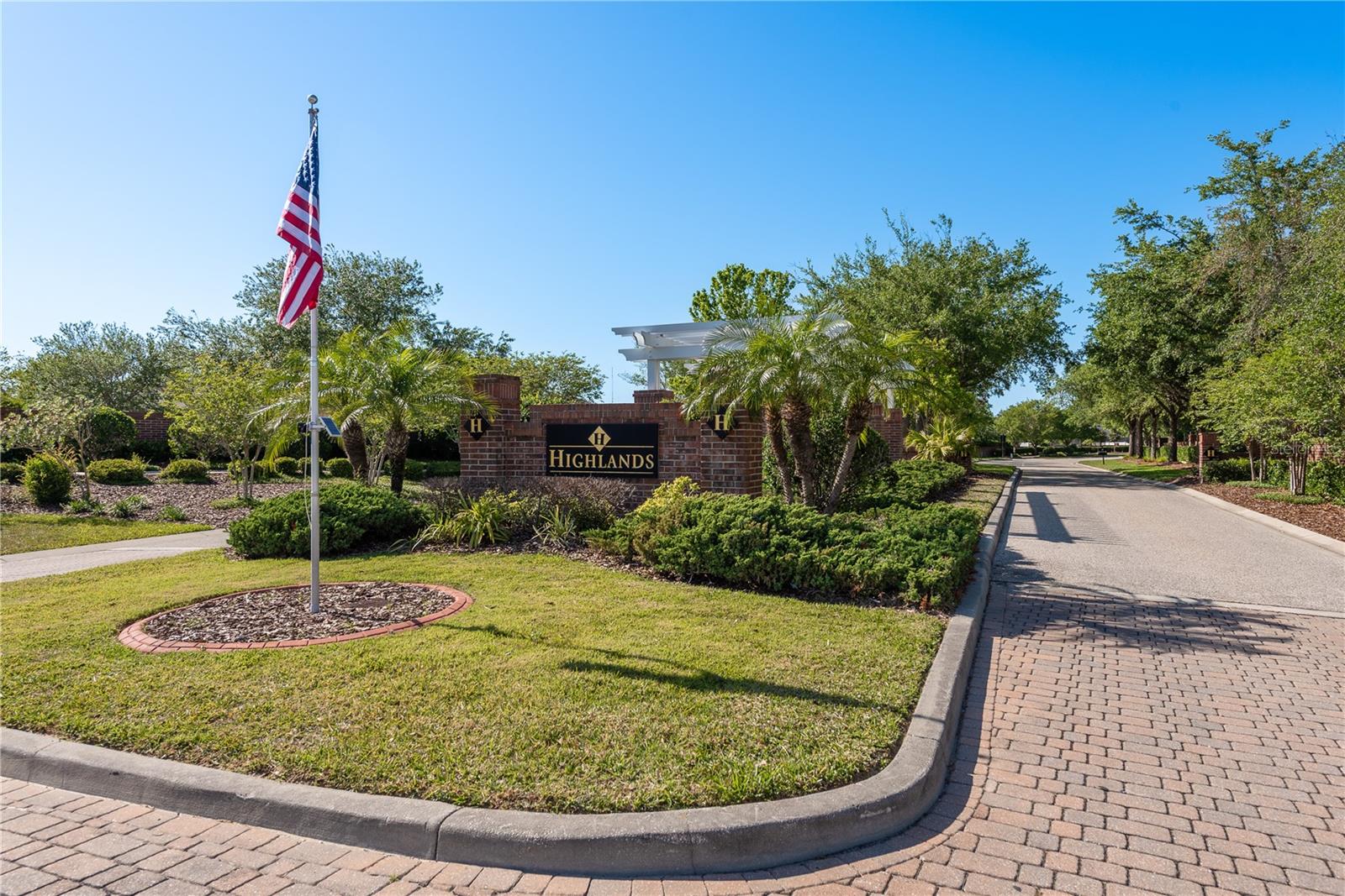 Listing photo id 35 for 14512 Balloch Drive