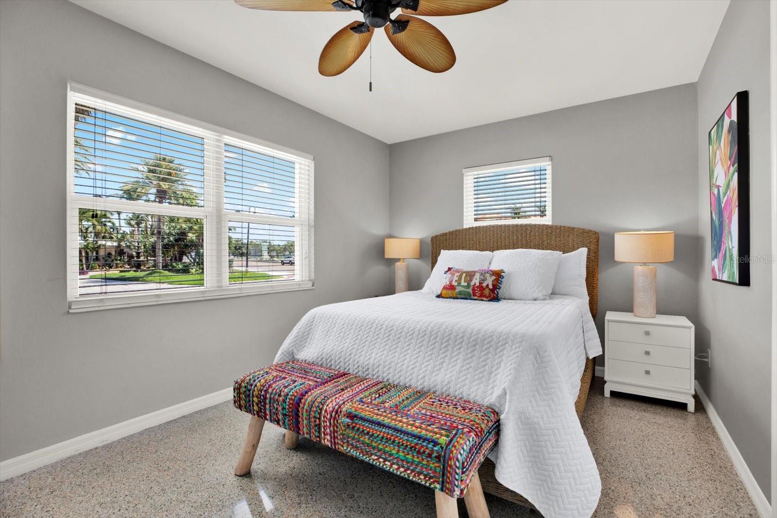 Image 17 of 24 For 7800 Causeway Boulevard N