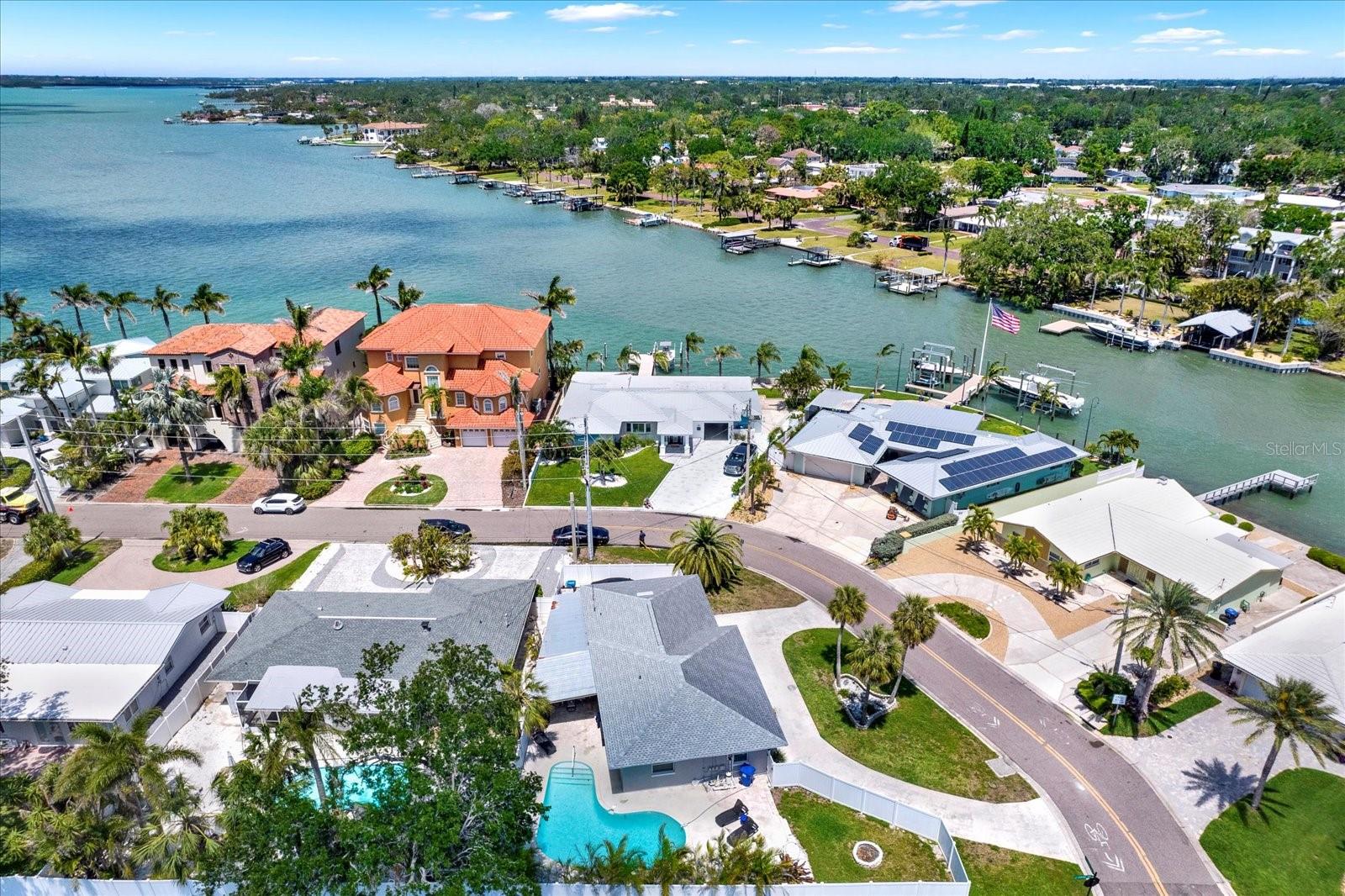 Image 22 of 24 For 7800 Causeway Boulevard N