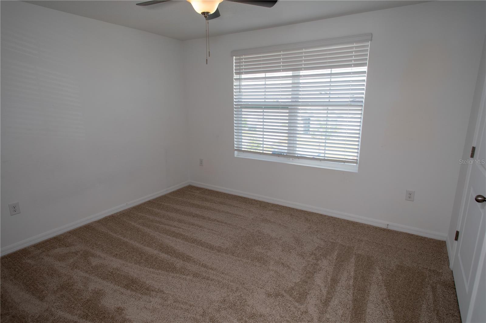 Image 16 of 35 For 16769 Parker River Street