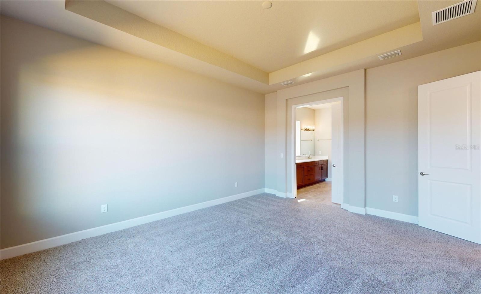 Image 11 of 26 For 455 Stirling Bridge Drive