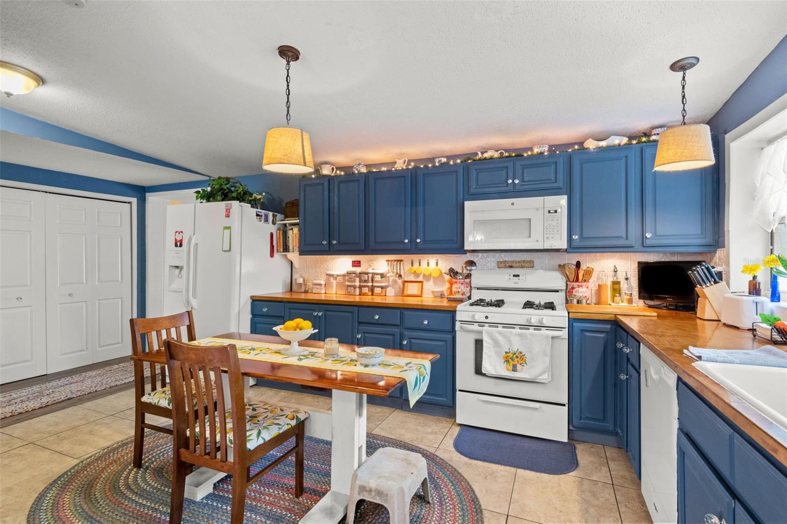 Image 12 of 40 For 2805 Olavet Court