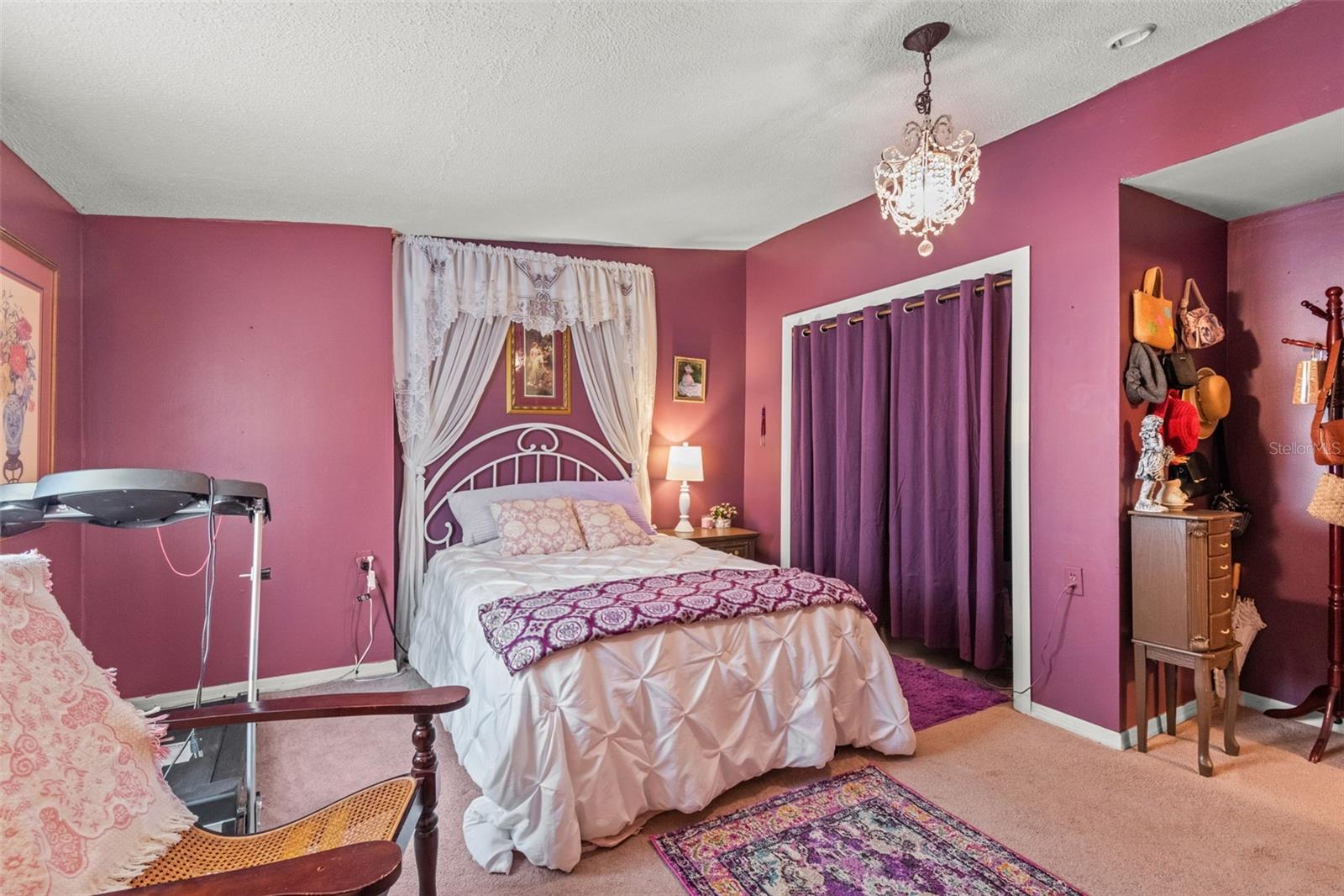 Image 21 of 40 For 2805 Olavet Court