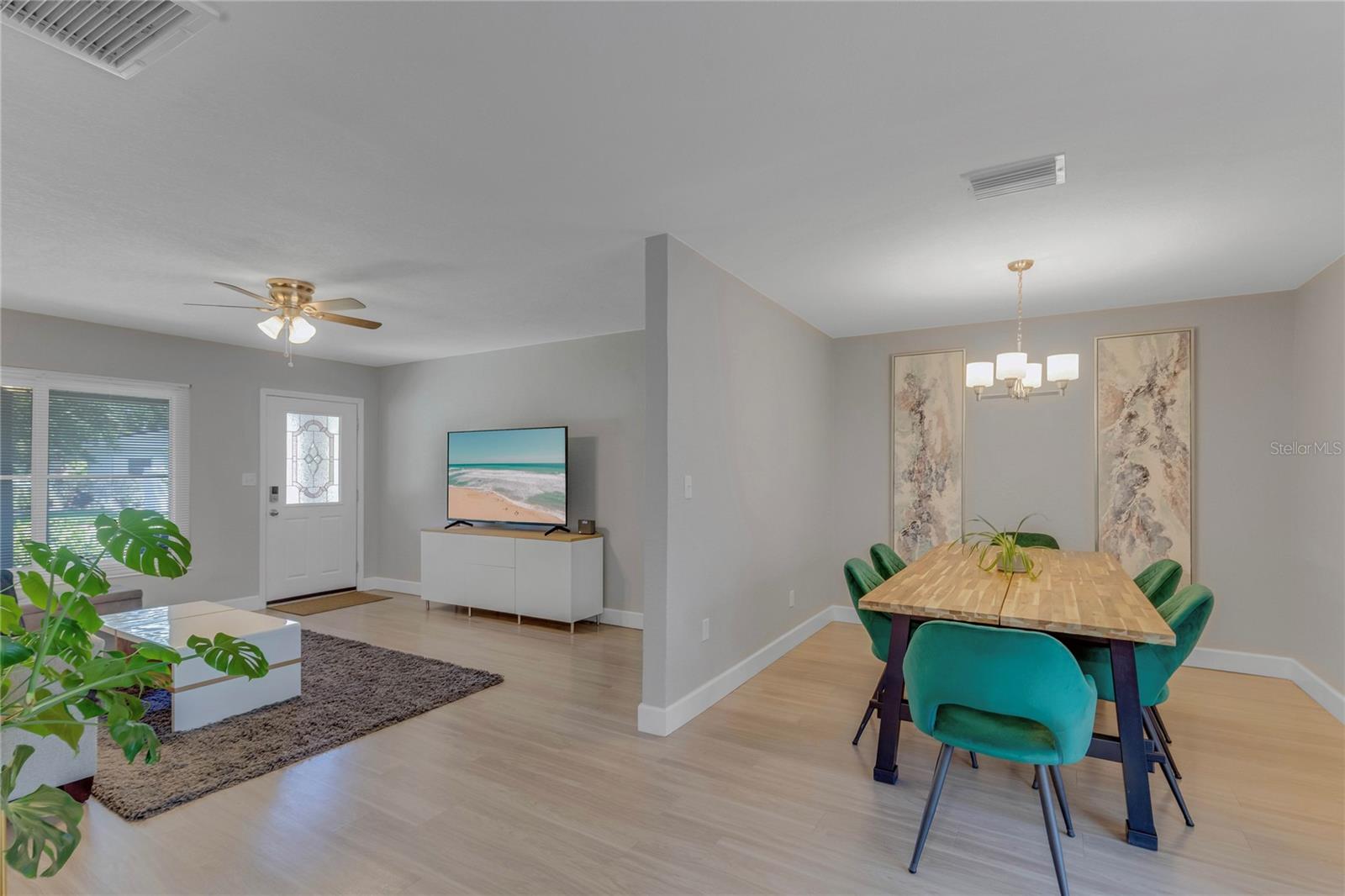 Image 6 of 38 For 5591 15th Avenue N