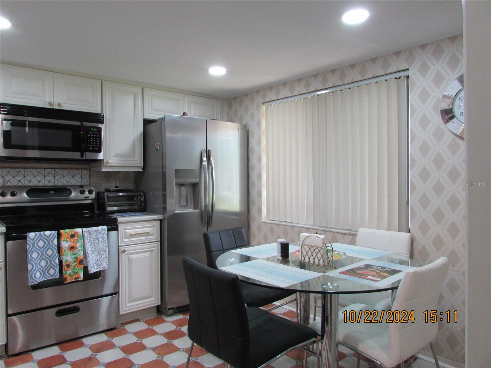 Image 2 of 38 For 2555 Royal Pines Circle A