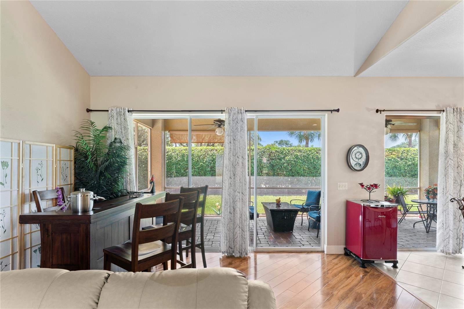 Image 8 of 85 For 9398 Burnam Drive