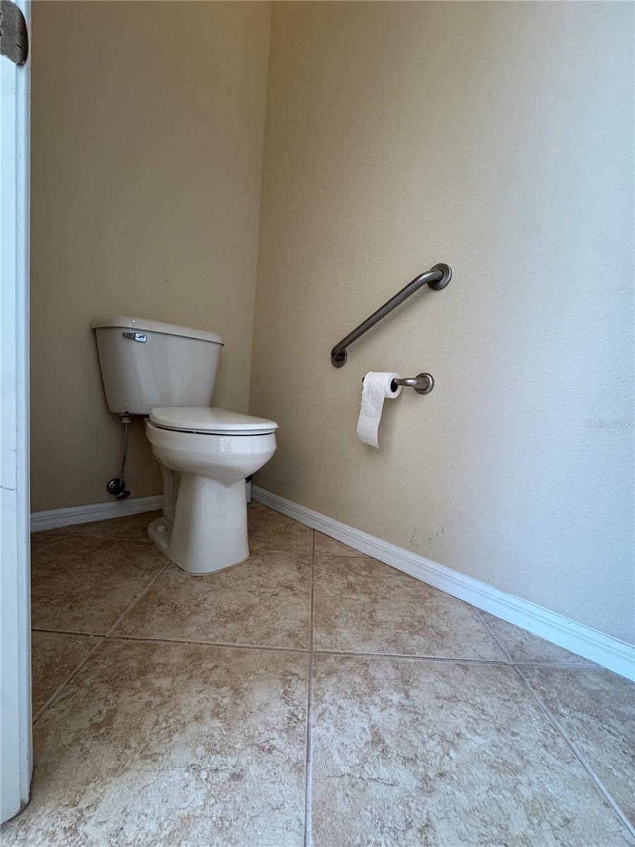 Image 22 of 24 For 446 Noble Faire Drive