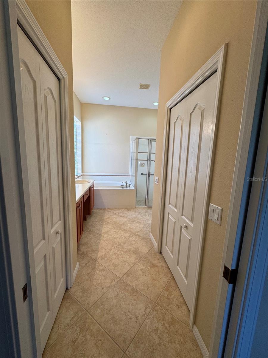 Image 25 of 31 For 446 Noble Faire Drive