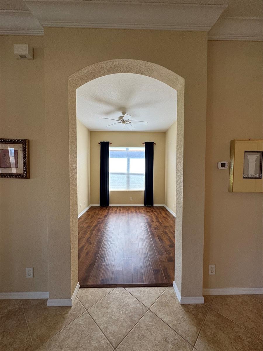 Image 27 of 31 For 446 Noble Faire Drive