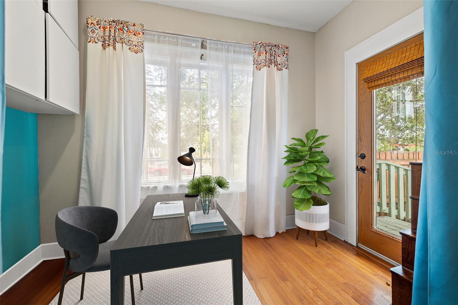 Image 13 of 33 For 3301 6th Avenue N