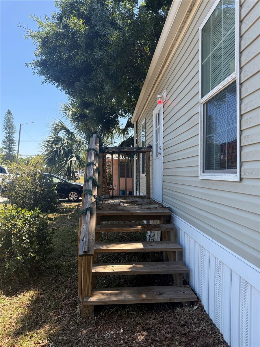 Image 3 of 17 For 1805 Shady Cove Drive