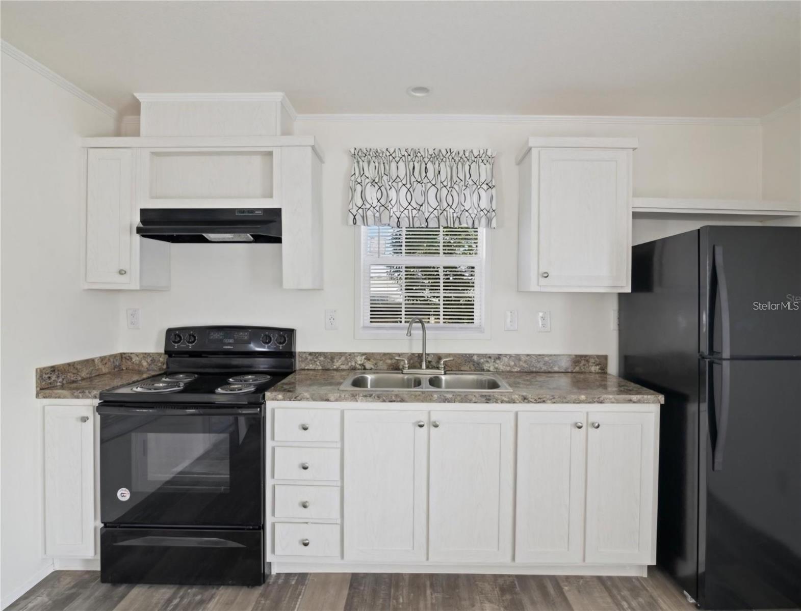 Image 4 of 17 For 1805 Shady Cove Drive