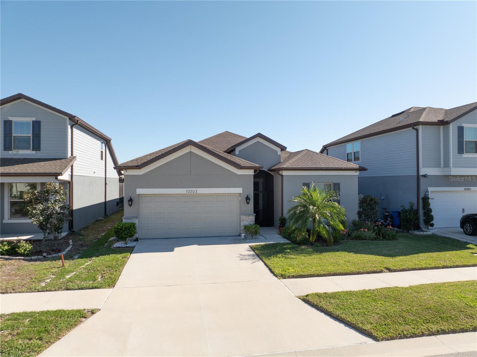 Image 3 of 57 For 10303 Malvasia Avenue