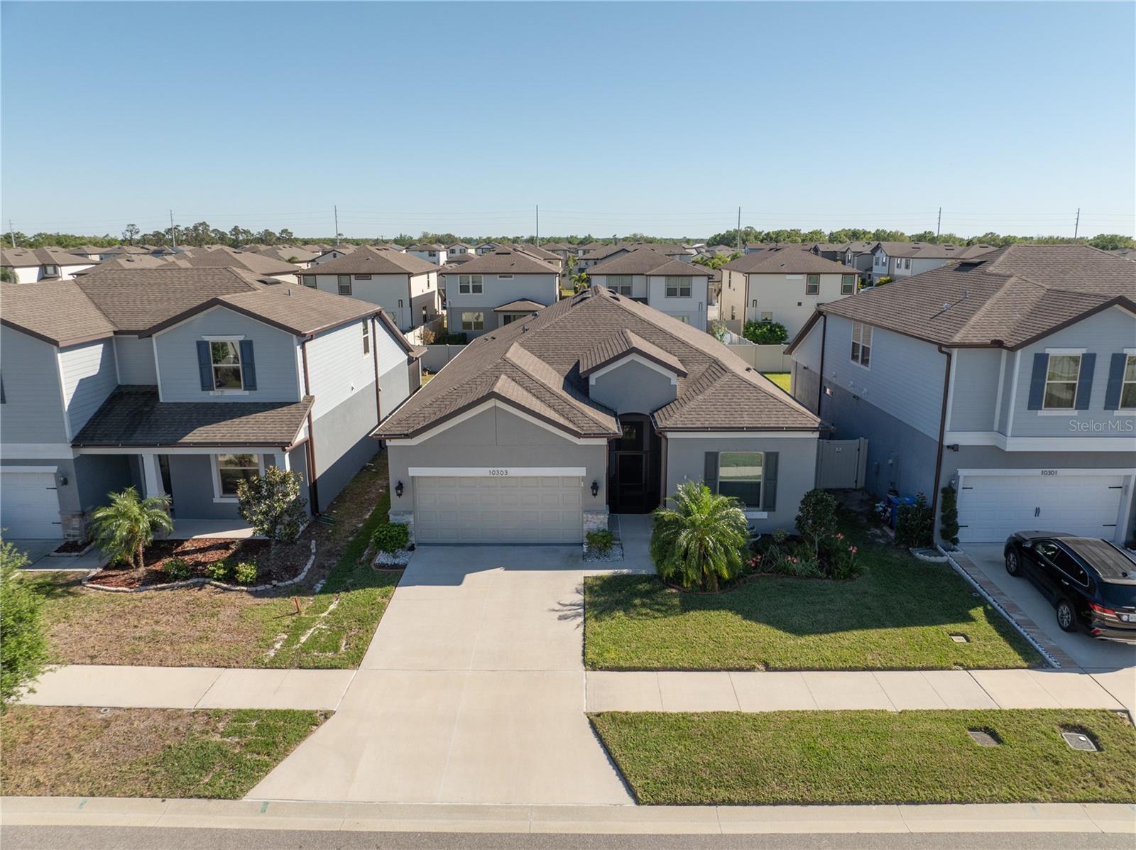 Image 4 of 57 For 10303 Malvasia Avenue