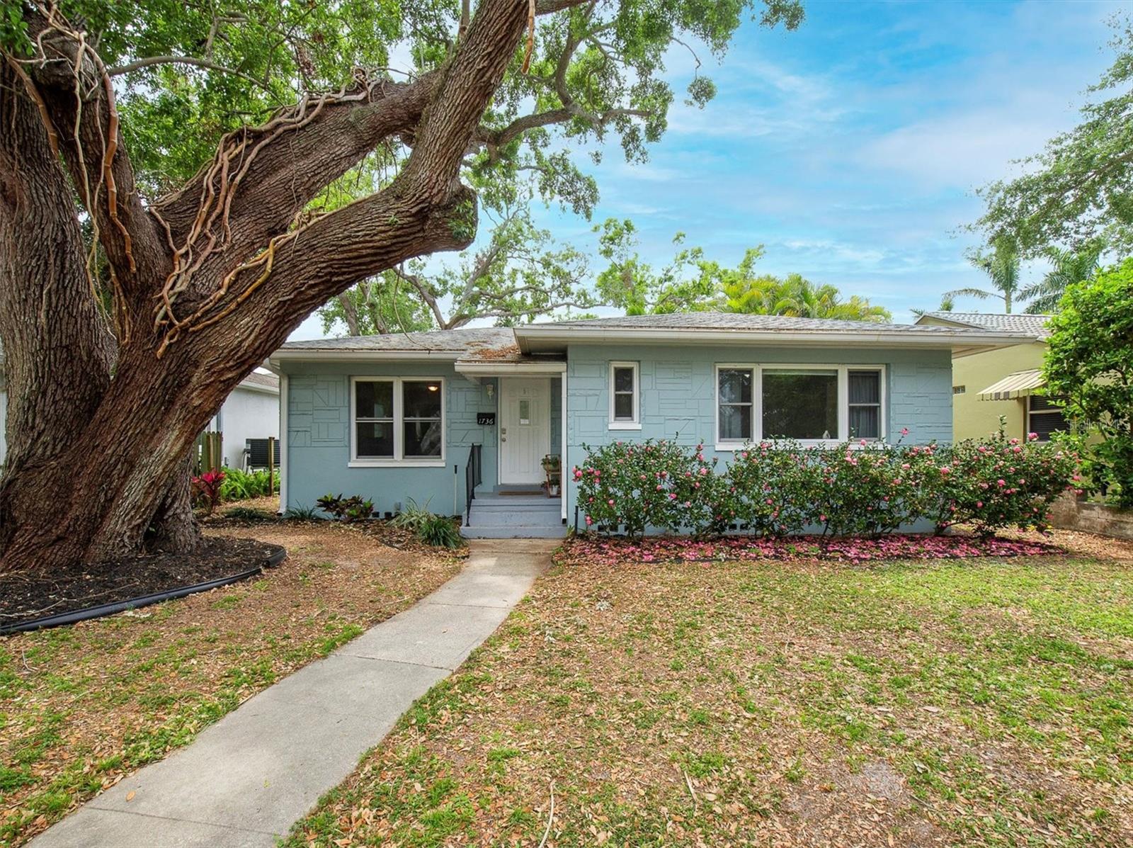 Details for 1736 23rd Avenue N, ST PETERSBURG, FL 33710