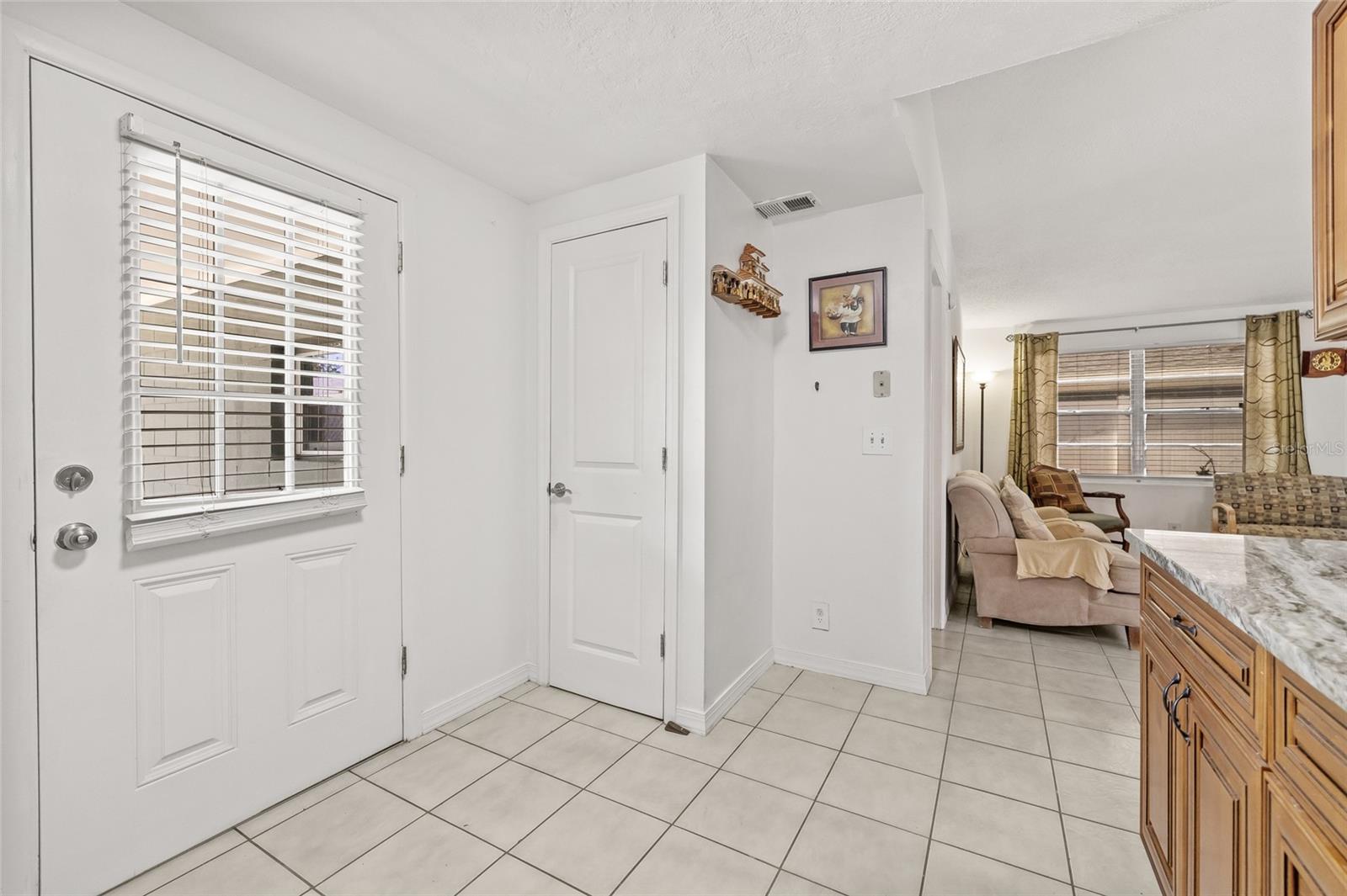 Image 24 of 48 For 9112 Suffield Court