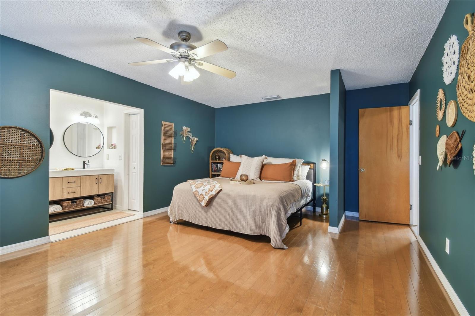 Image 15 of 45 For 13803 Cherry Brook Lane