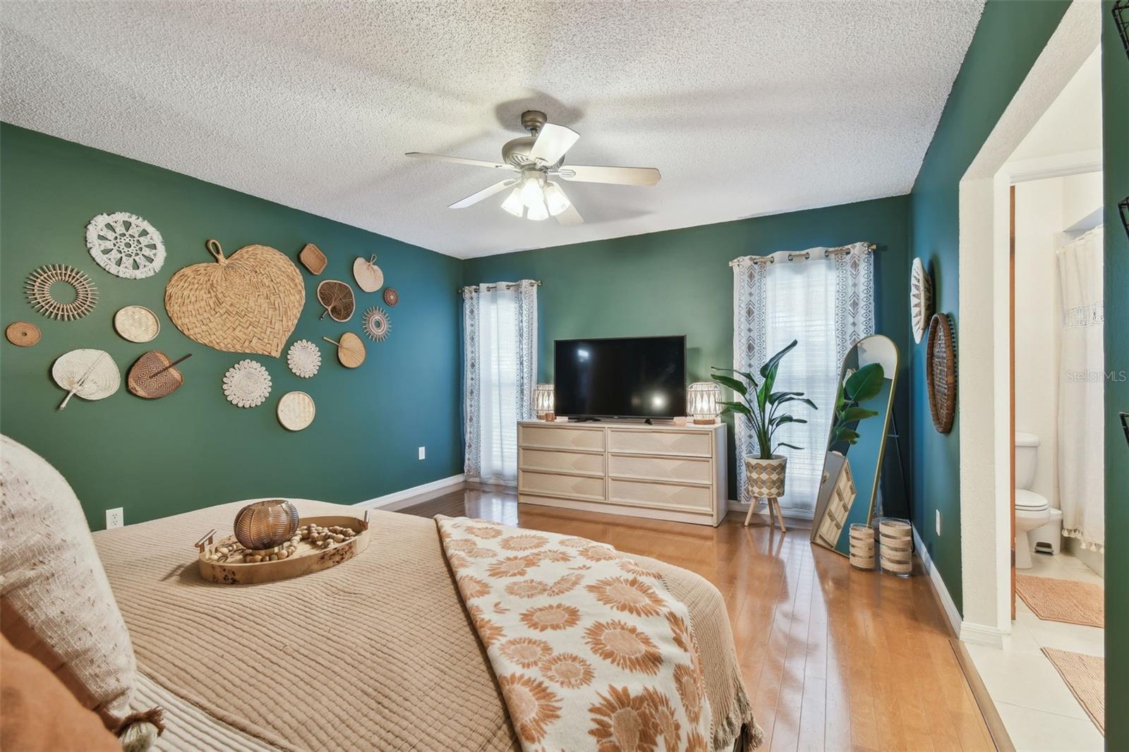 Image 17 of 45 For 13803 Cherry Brook Lane