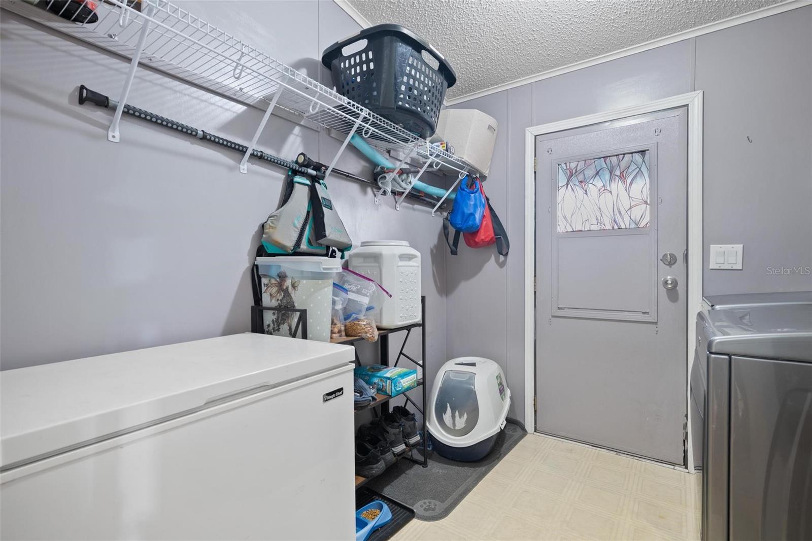 Image 10 of 47 For 505 Barbara Way