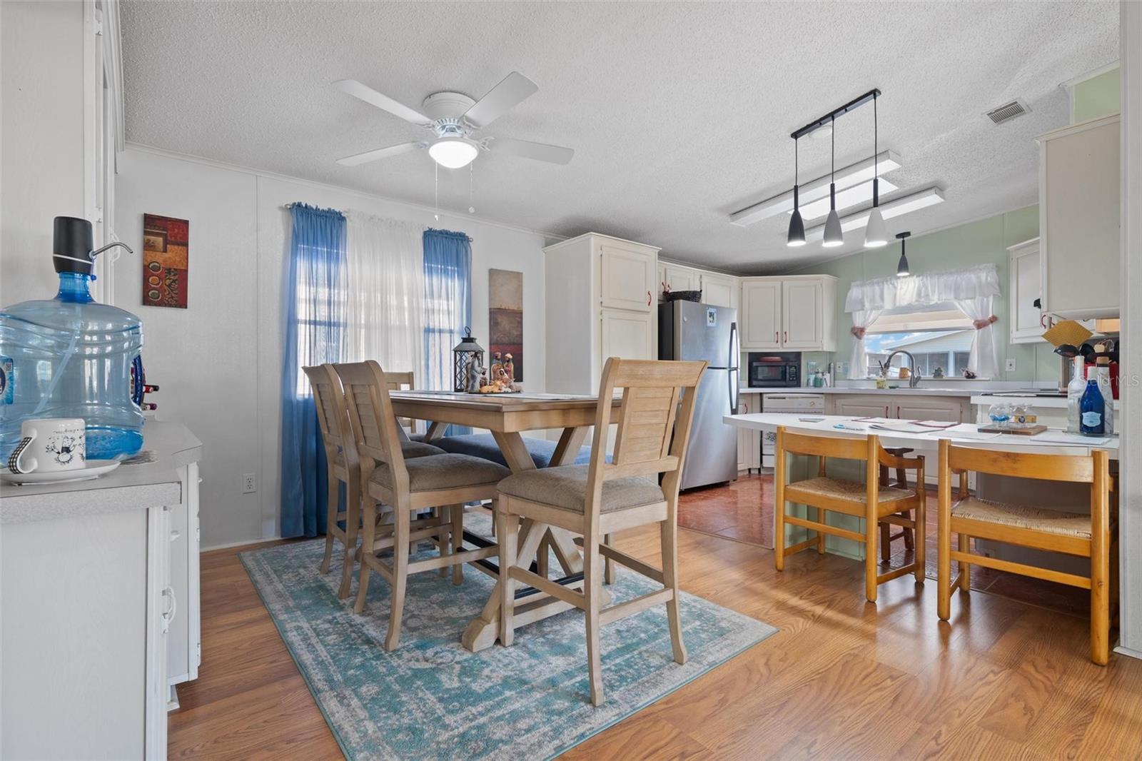 Image 6 of 47 For 505 Barbara Way