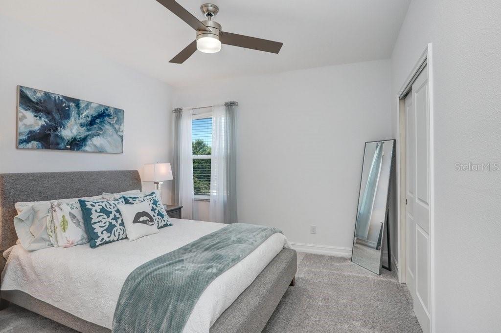 Listing photo id 27 for 8012 Red Orchard Court