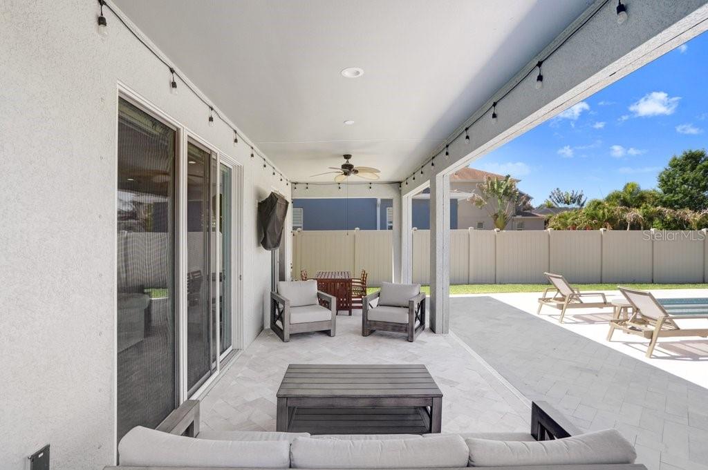 Listing photo id 31 for 8012 Red Orchard Court