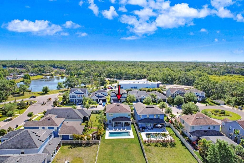Listing photo id 37 for 8012 Red Orchard Court