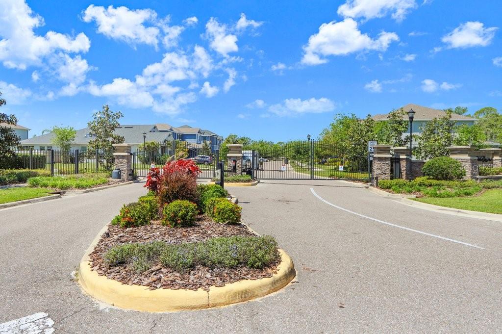 Listing photo id 40 for 8012 Red Orchard Court
