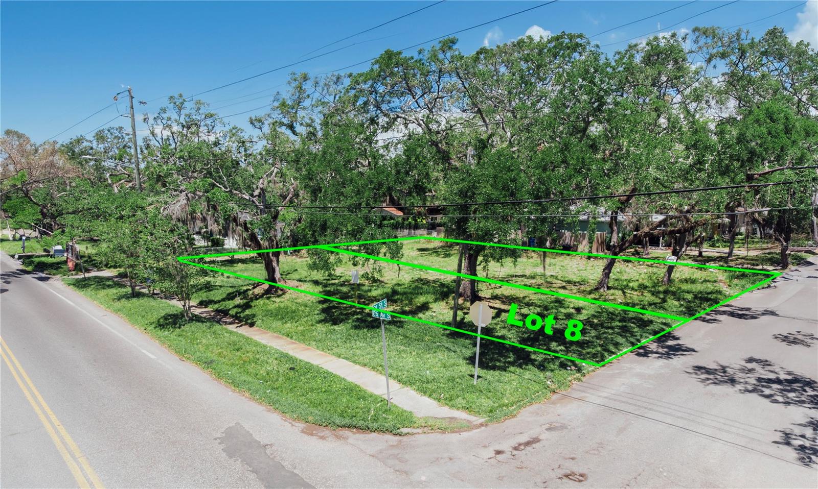 Image 2 of 2 For 2101 26th Avenue S